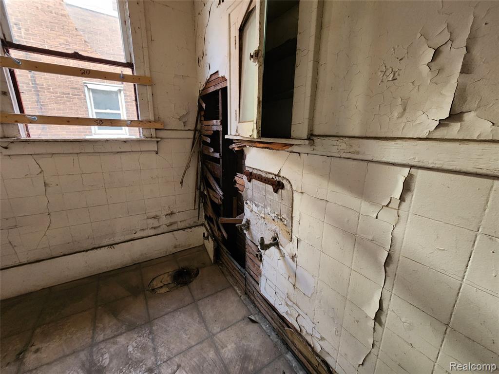 9611 Otsego Street, Detroit, MI 48204 — Photo 18