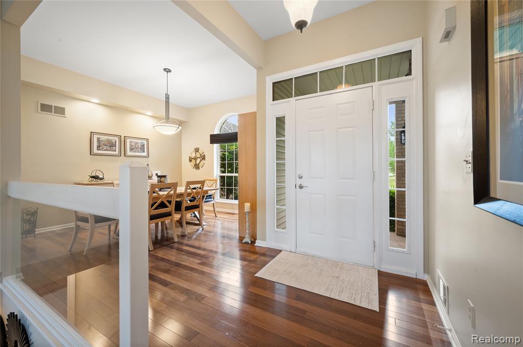 2460 Fenton Creek Lane, Fenton, MI 48430 — Photo 4