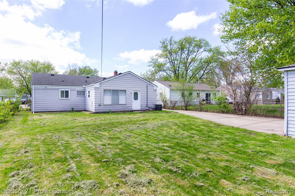 21892 Ehlert Avenue, Warren, MI 48089 — Photo 31