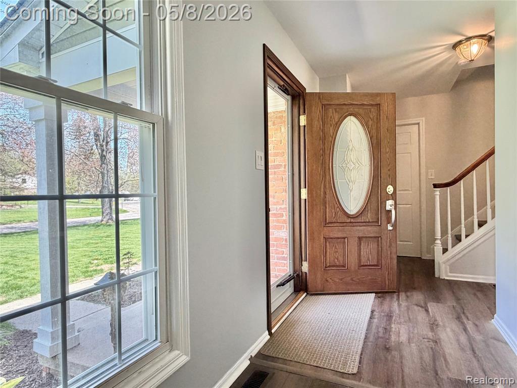 5028 Aintree Road, Rochester, MI 48306 — Photo 5