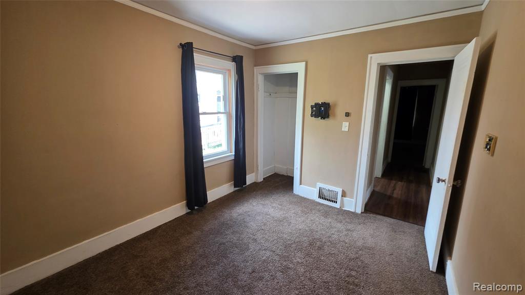 196 Beach Street, Pontiac, MI 48342 — Photo 9