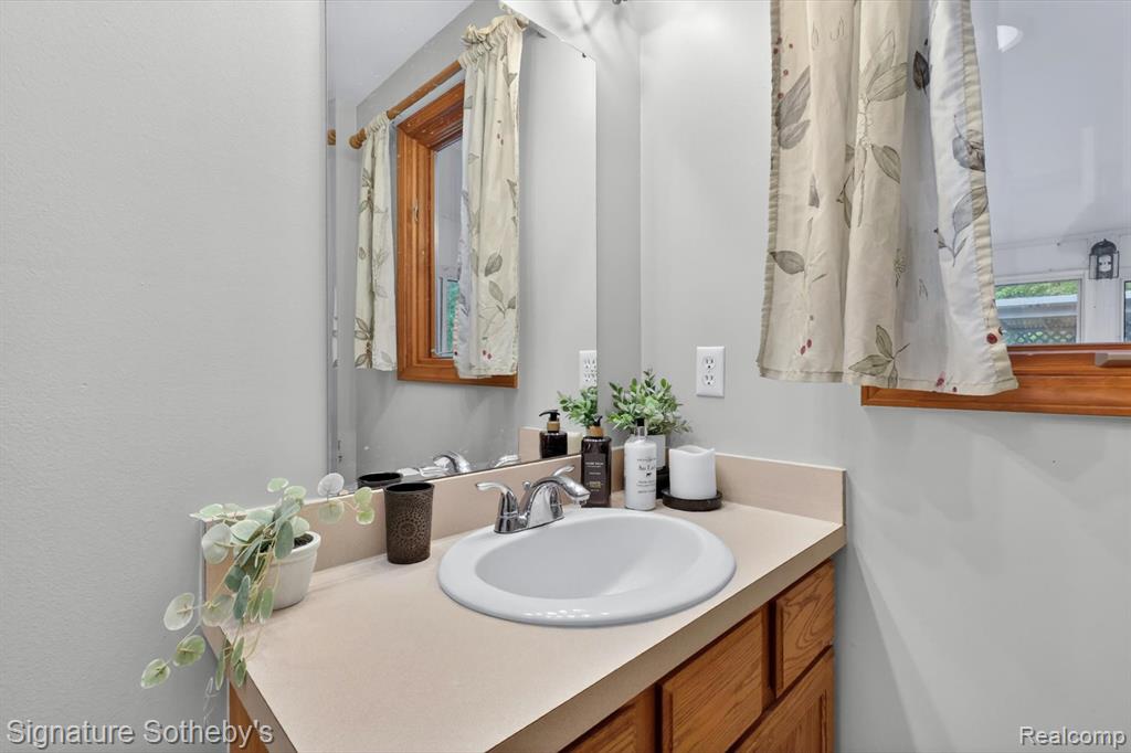 2240 Hidden Lake Trail, Ortonville, MI 48462 — Photo 31