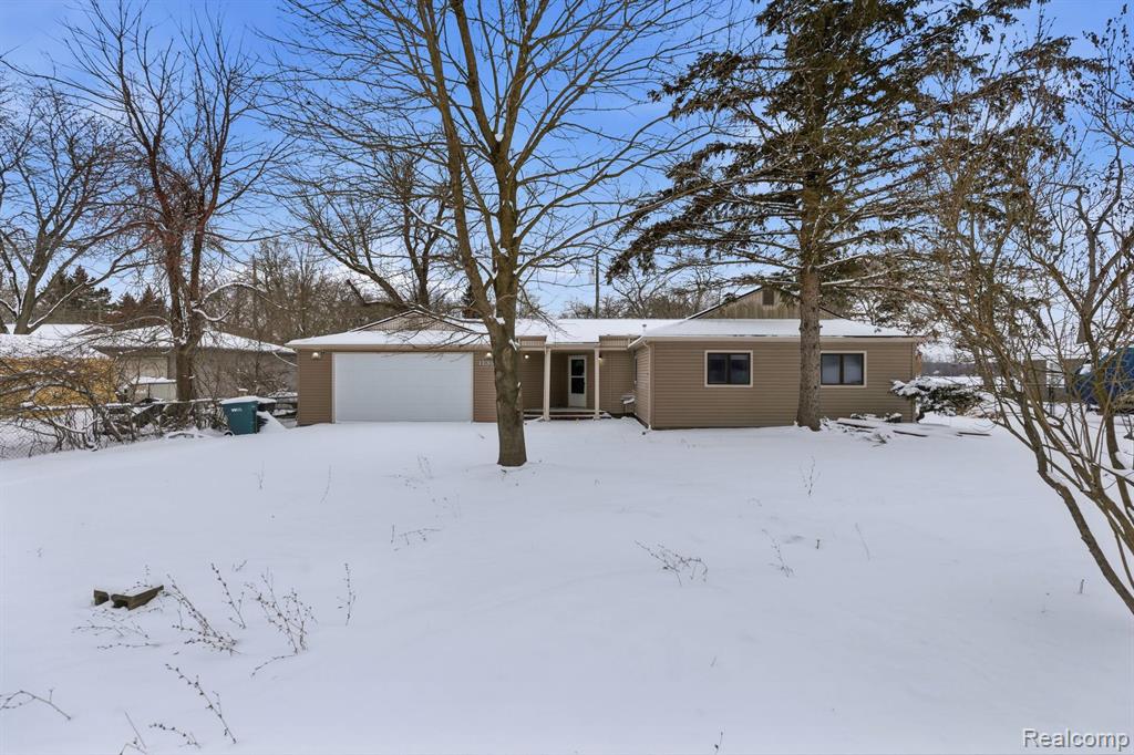 11341 Ember, Davisburg, MI 48350 — Photo 34