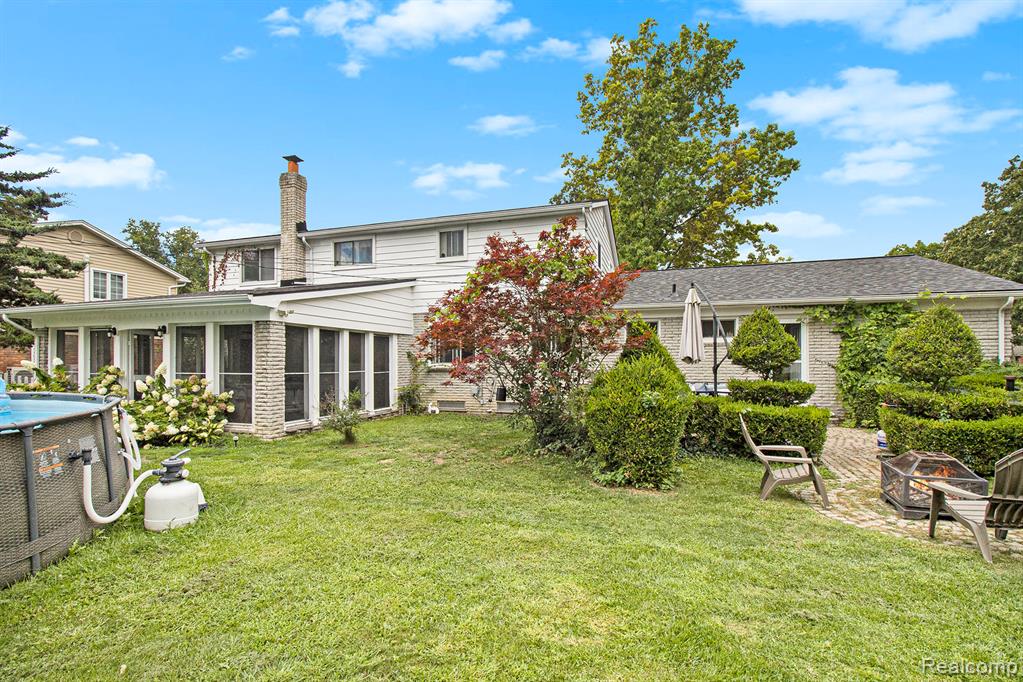 26031 Hidden Lane, Grosse Ile, MI 48138 — Photo 34