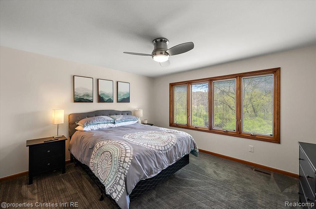 1071 Woodbridge Lane, Rochester, MI 48306 — Photo 44