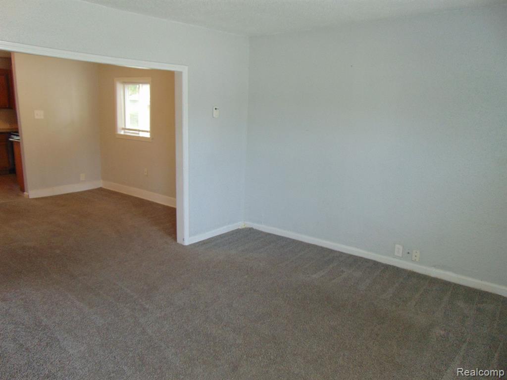 7576 STUDEBAKER Avenue, Warren, MI 48091 — Photo 3