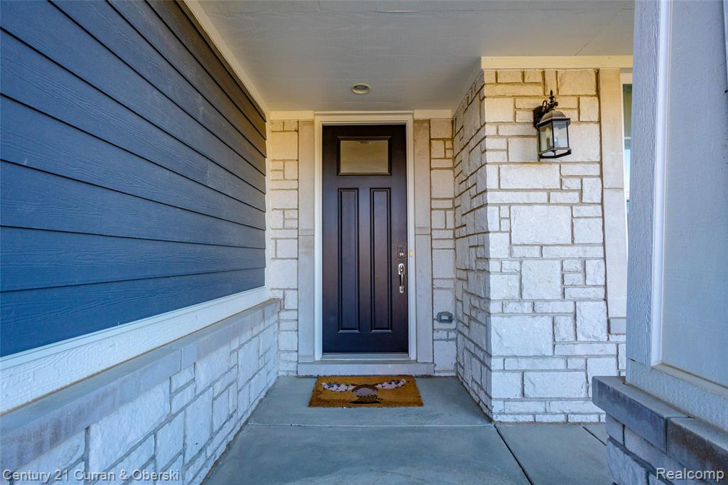 47749 Fieldstone Drive, Northville, MI — Photo 3