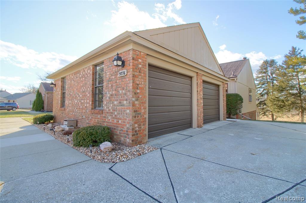 9780 Cambridge Court Cambridge CT., 3, South Lyon, MI 48178 — Photo 32