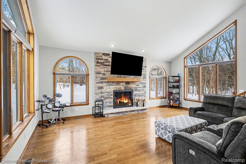 3172 Shadow Brook Lane, Pinckney, MI 48169 — Photo 5