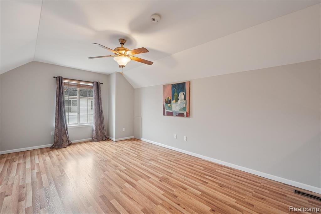 8770 Hardwood Drive, Belleville, MI 48111 — Photo 20