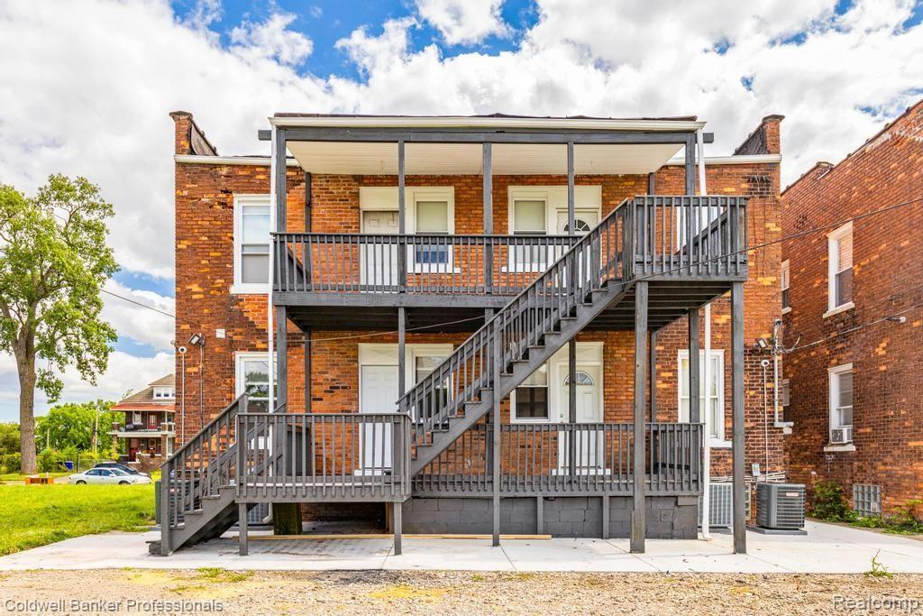 635 HAGUE-2W Street, Detroit, MI 48202 — Photo 29