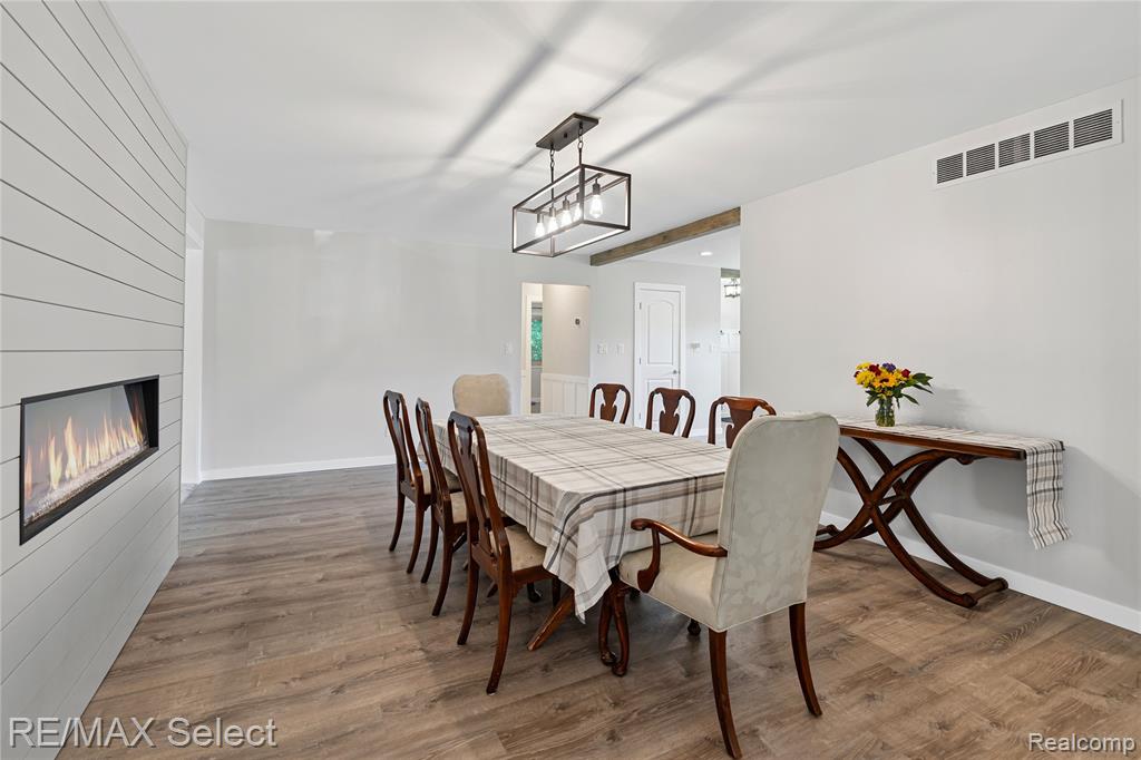 2456 N Tipsico Lake Road, Hartland, MI 48353 — Photo 17