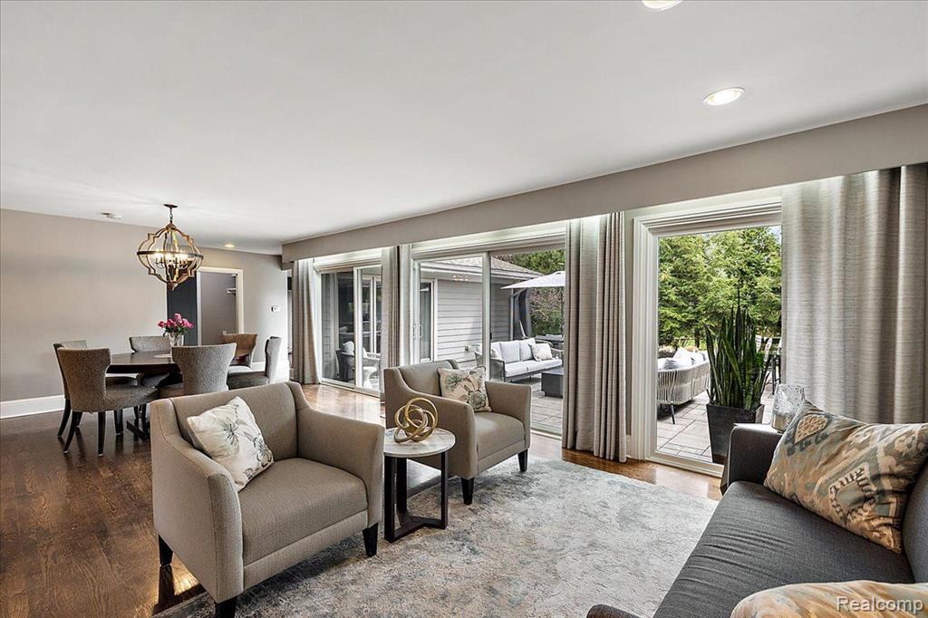80 MAYWOOD Avenue, Bloomfield Hills, MI 48304 — Photo 8