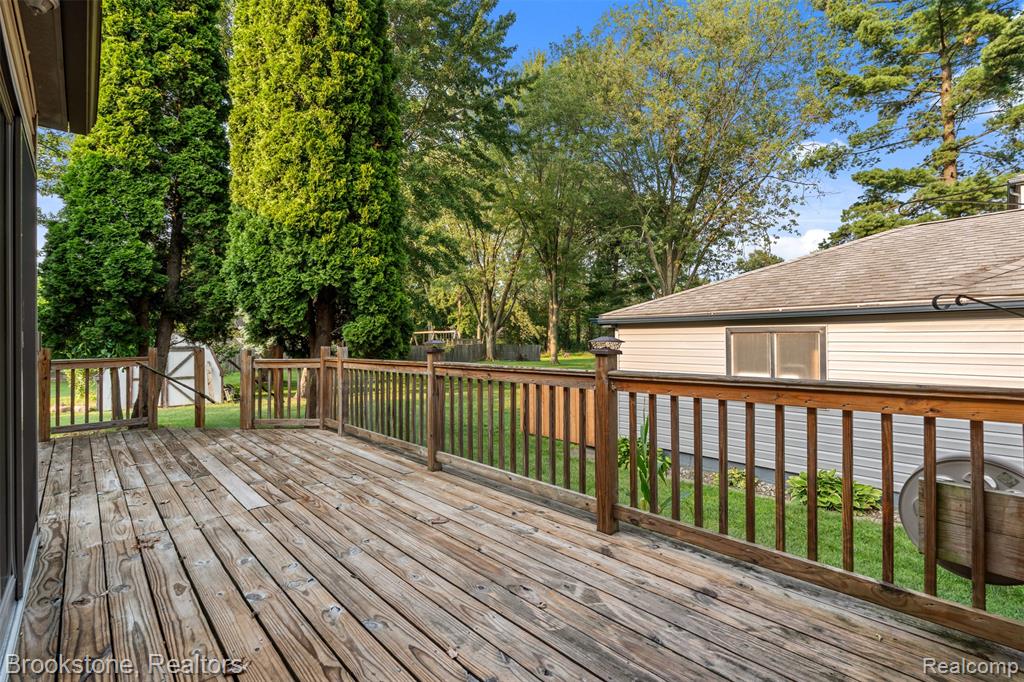 5315 Plymouth Street, Sterling Heights, MI 48310 — Photo 34