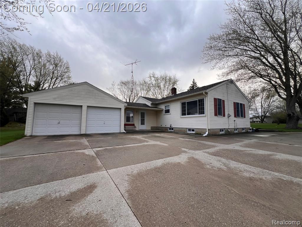 8299 Ridge Road, Goodrich Vlg, MI — Photo 4