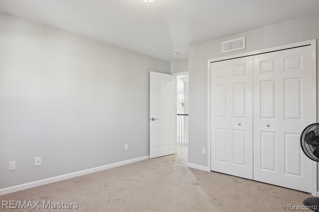 23121 Leighwood Drive, Woodhaven, MI 48183 — Photo 28