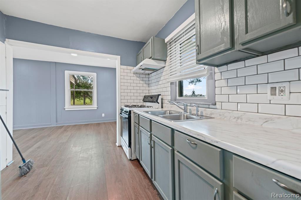 790 Parkwood Avenue, Pontiac, MI 48340 — Photo 10