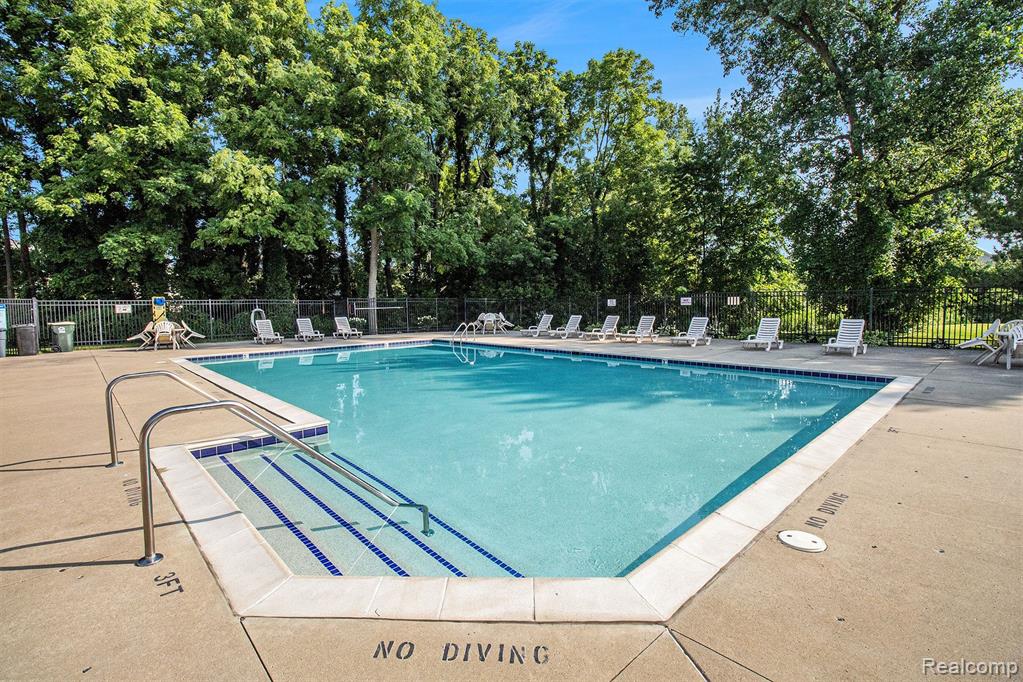 2016 CEDAR VALLEY Drive, Canton, MI 48188 — Photo 33