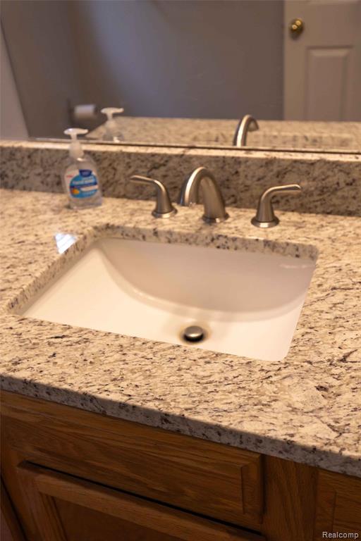 5058 Clintonville Pines Drive, Clarkston, MI — Photo 12