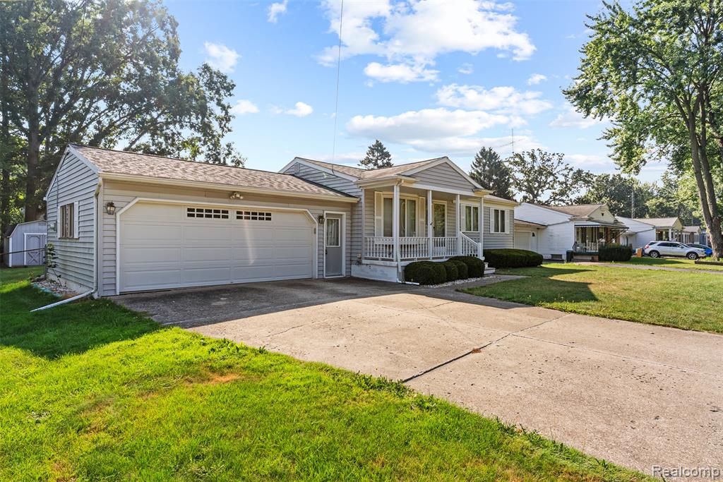 4323 Ashlawn Drive, Flint, MI 48507 — Photo 4