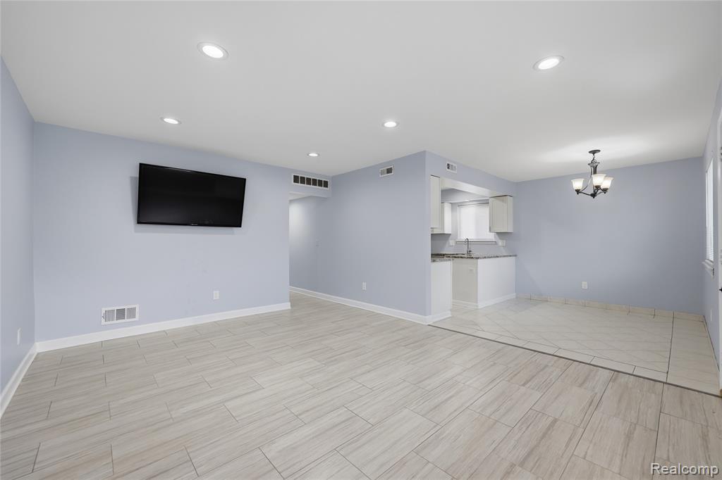 30746 Brush Street, Madison Heights, MI 48071 — Photo 3