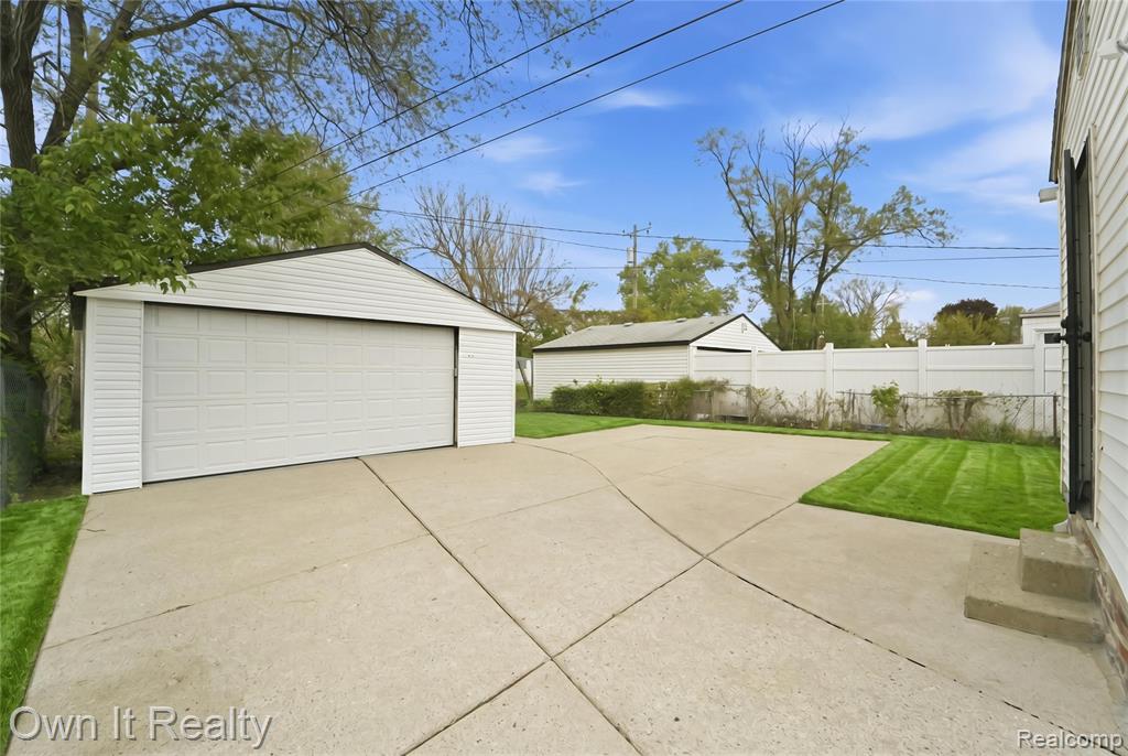 19965 Mark Twain Street, Detroit, MI 48235 — Photo 24