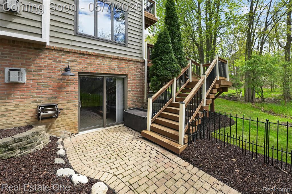 38967 Holsworth Court, Farmington, MI 48331 — Photo 74