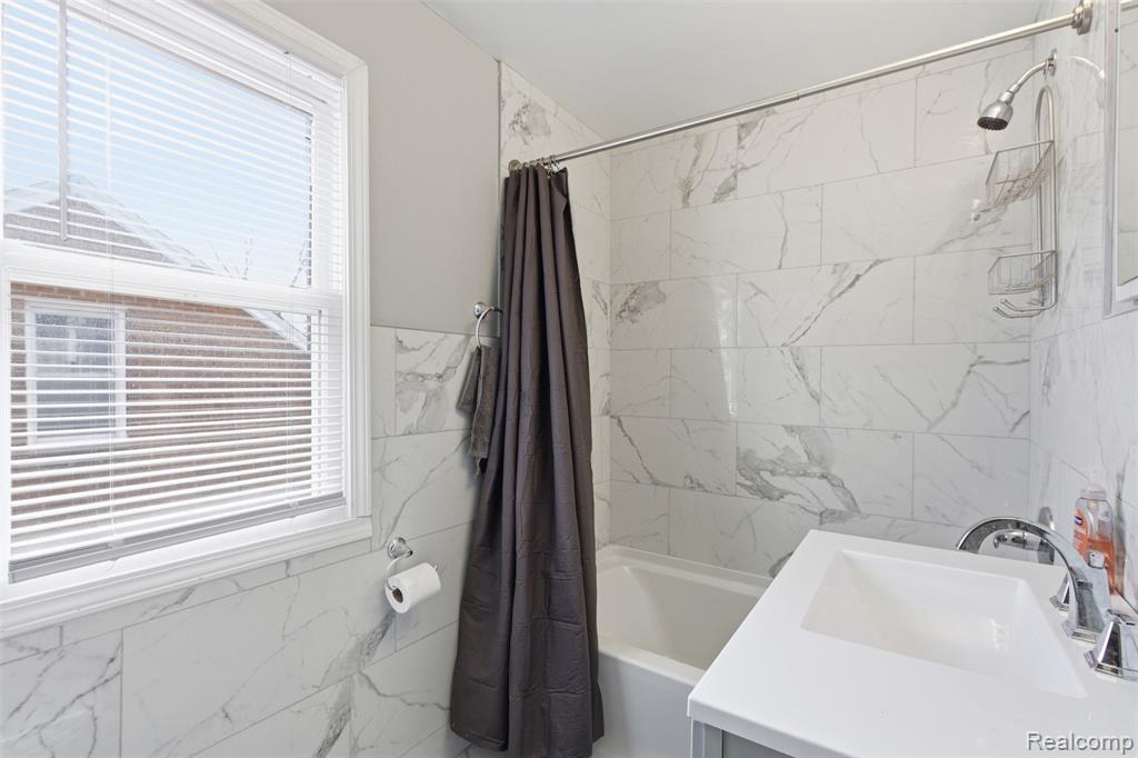 15413 Lauder Street, Detroit, MI 48227 — Photo 25