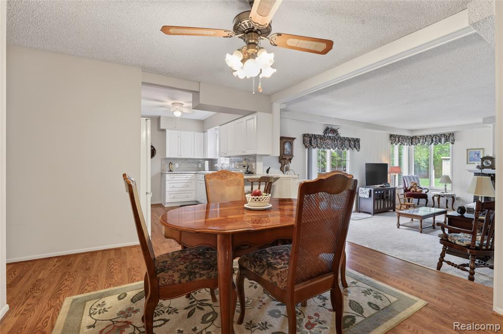 5090 Torrey Road, Flint, MI 48507 — Photo 12
