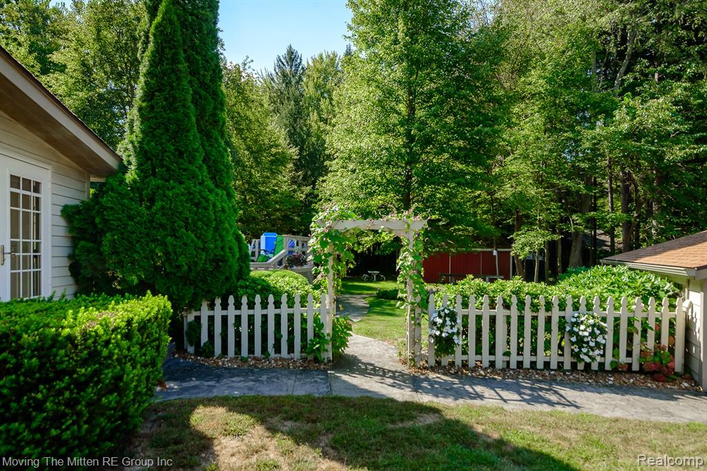 39925 Willis Road, Belleville, MI 48111 — Photo 52