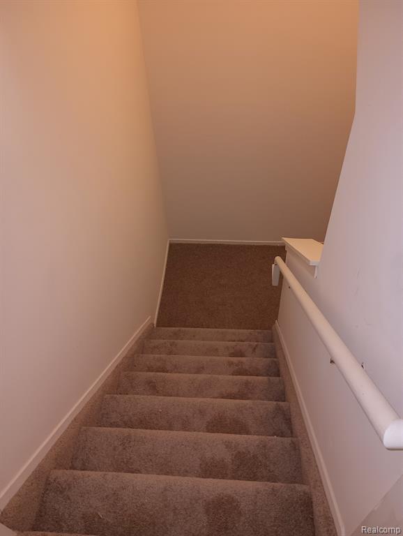 6379 Sheppard Drive, 90, Westland, MI — Photo 2