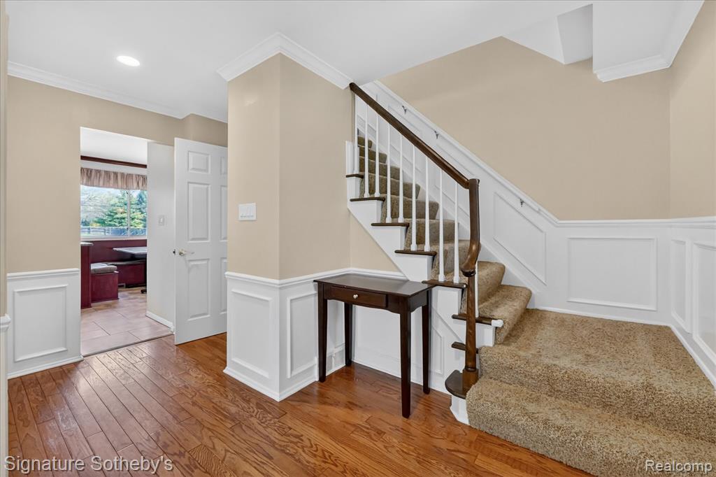 4284 Cherrywood Drive, Troy, MI 48098 — Photo 9