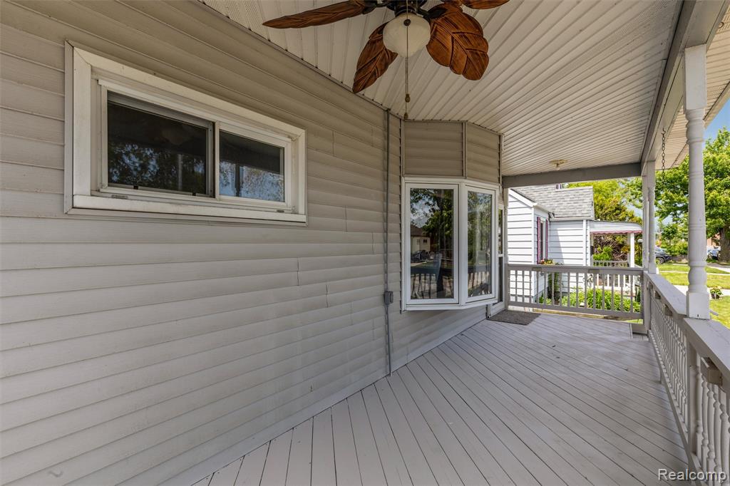 24921 Lexington Avenue, Eastpointe, MI 48021 — Photo 26