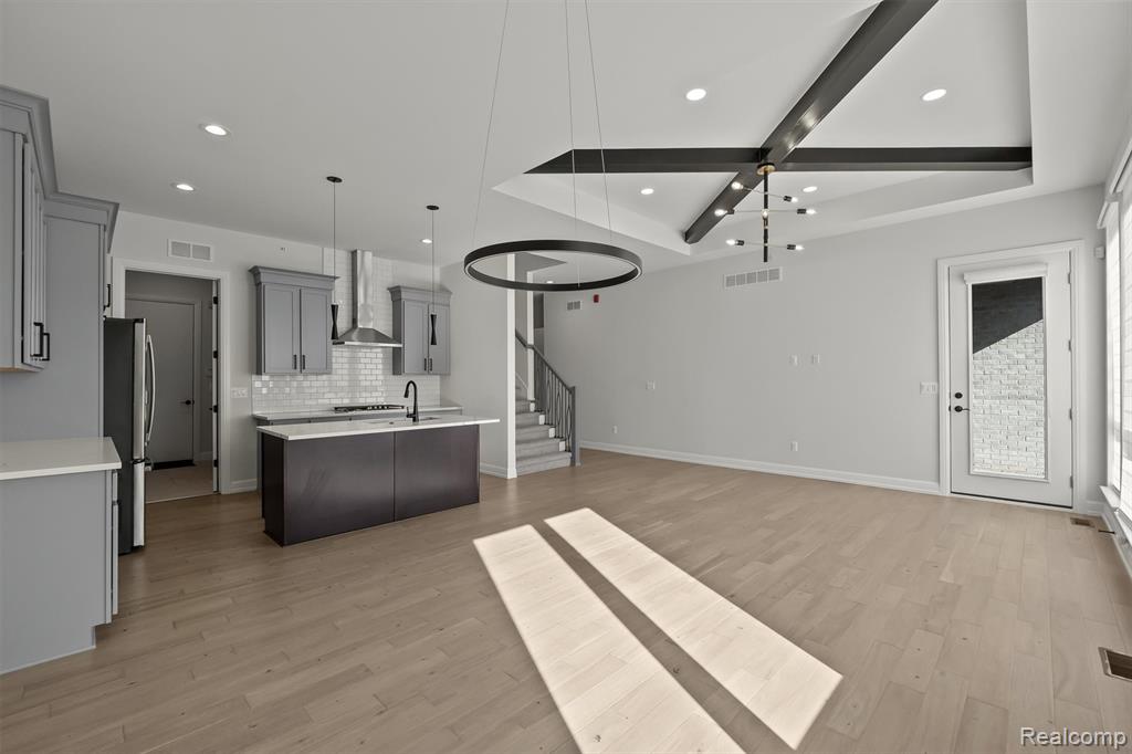 7507 Gramercy Circle Circle, West Bloomfield, MI — Photo 9
