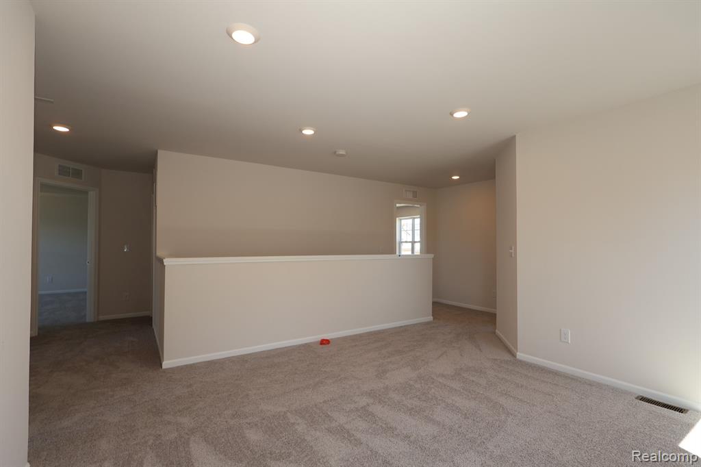 634 Harvest Way, Chelsea, MI 48118 — Photo 9