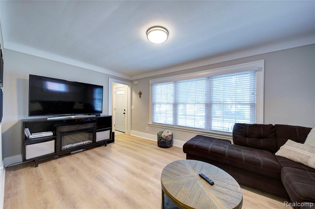 478 E Breckenridge Street, Ferndale, MI 48220 — Photo 5