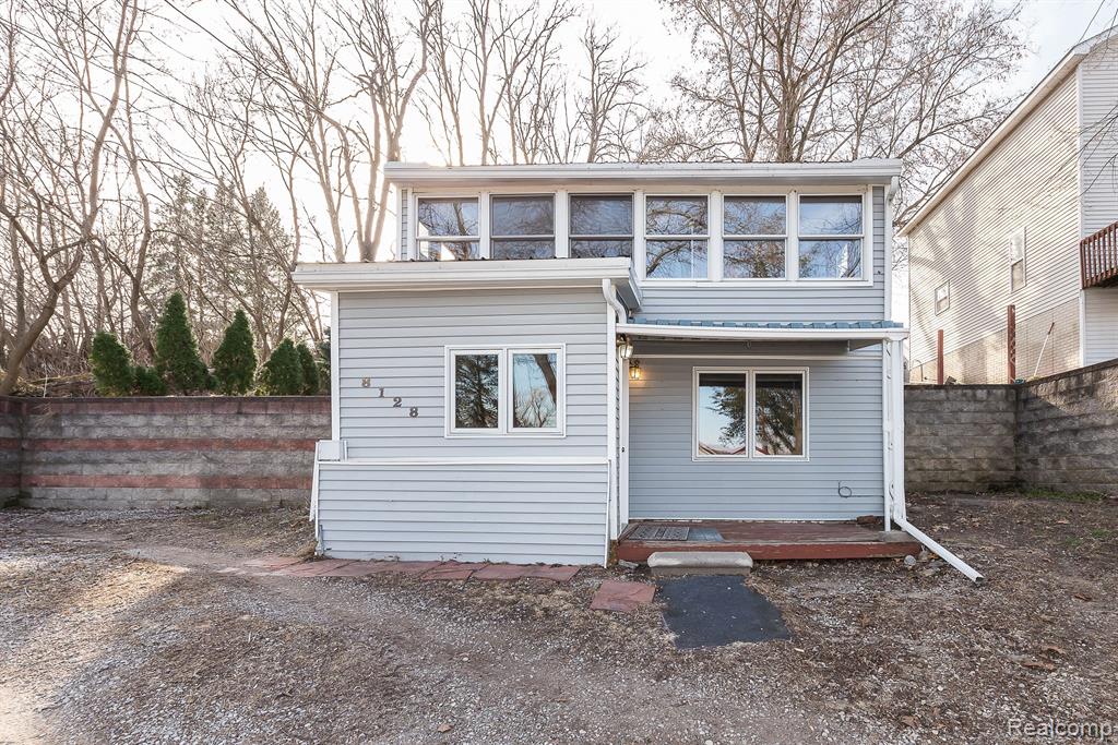 8128 Halfway Drive, Brighton, MI 48116 — Photo 33