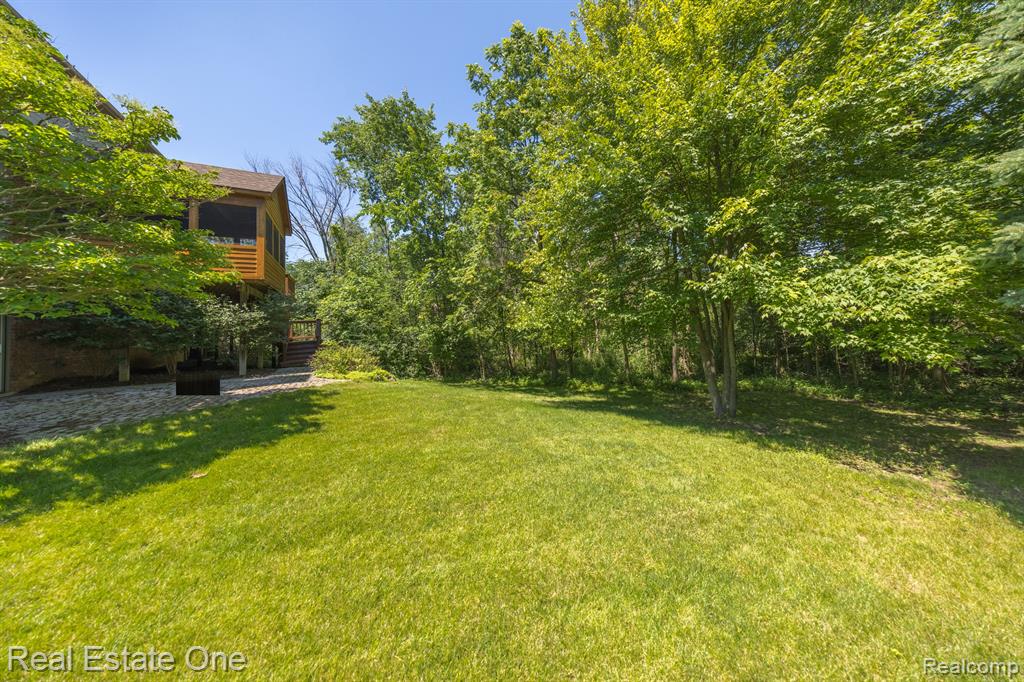 6745 CHARING Crossing, West Bloomfield, MI — Photo 74