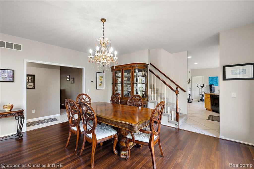 58 INGRAM Drive, Troy, MI 48098 — Photo 33