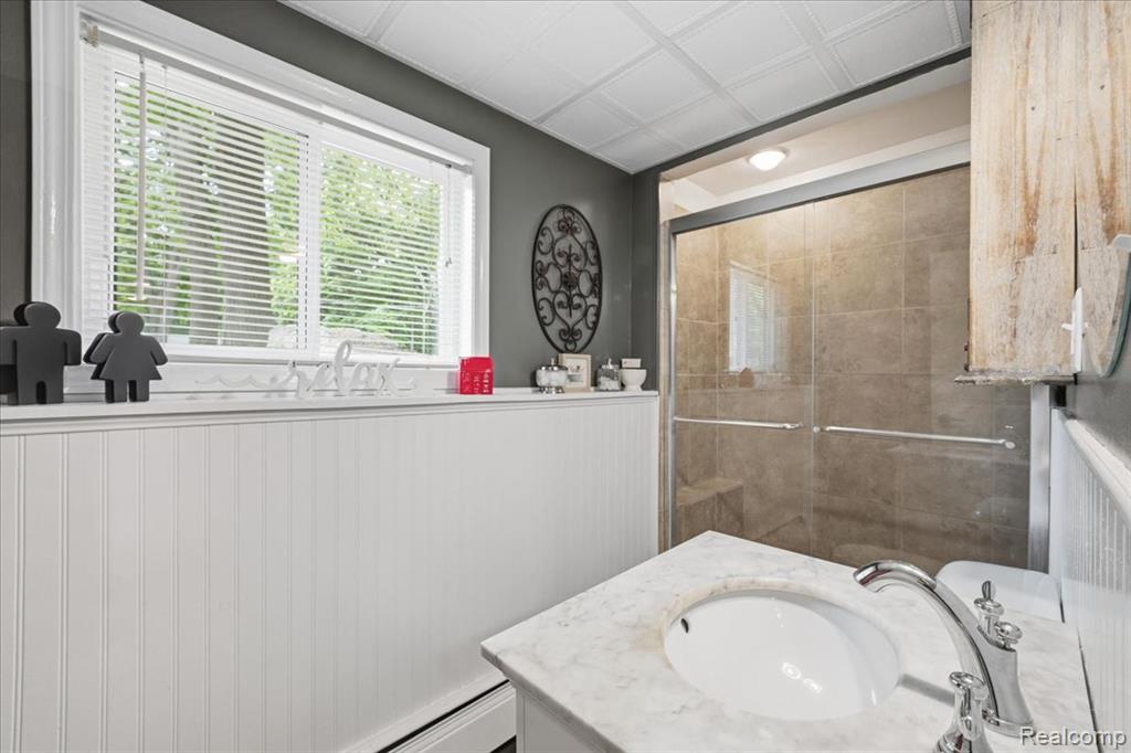 10210 Lavern Court, Clio, MI 48420 — Photo 40