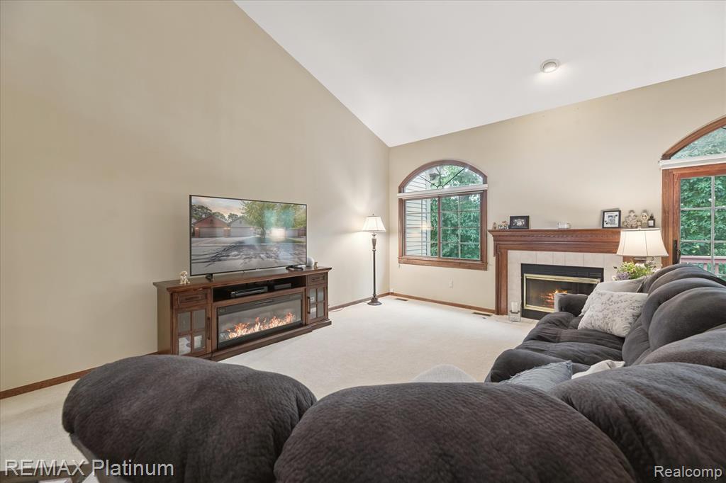 1025 Pinewood Court, Brighton, MI 48116 — Photo 8