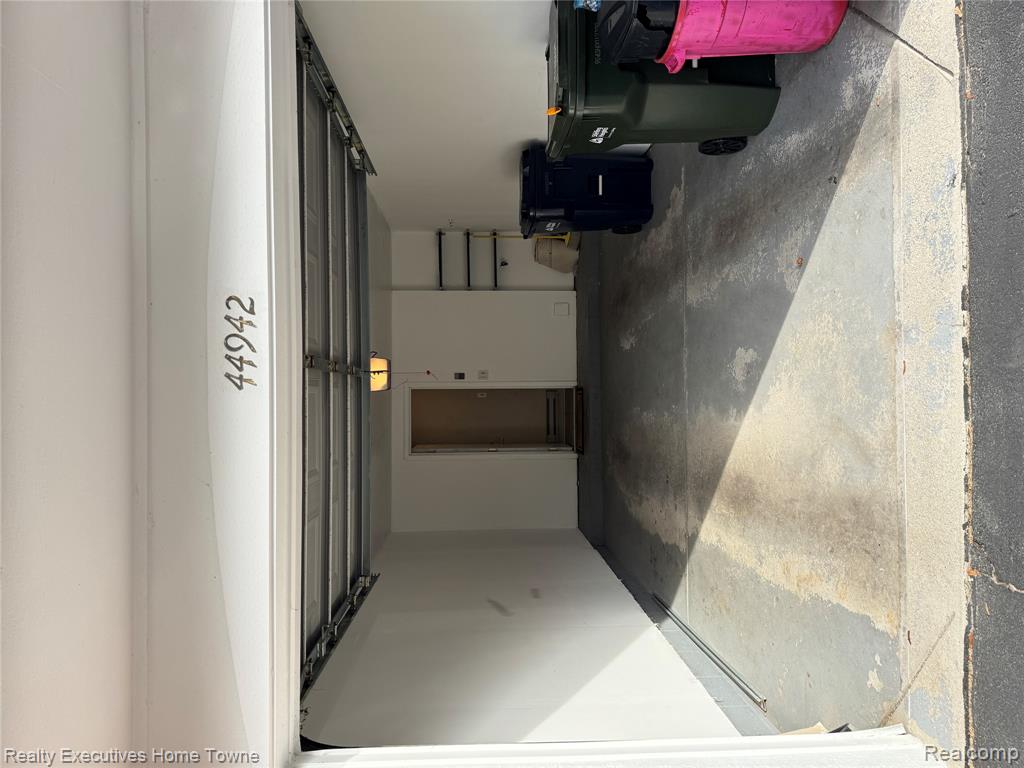 44942 Marigold Drive, Sterling Heights, MI 48314 — Photo 17