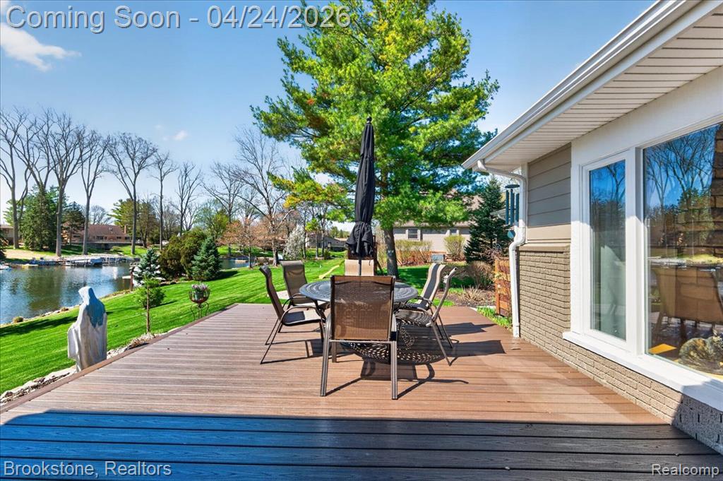 3426 KINGSWAY, Highland, MI 48356 — Photo 8
