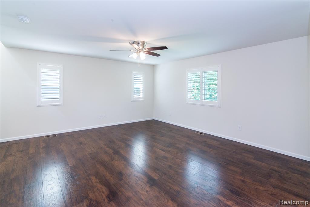 5372 Rural Terrace, Waterford, MI — Photo 16