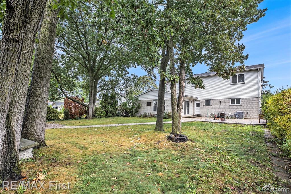 7184 Dur Moll Avenue, Shelby Twp, MI 48317 — Photo 34