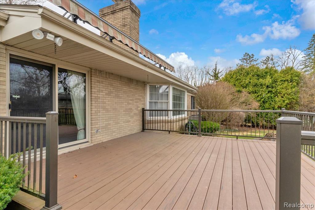 19010 Lacrosse Avenue, Lathrup Village, MI 48076 — Photo 40