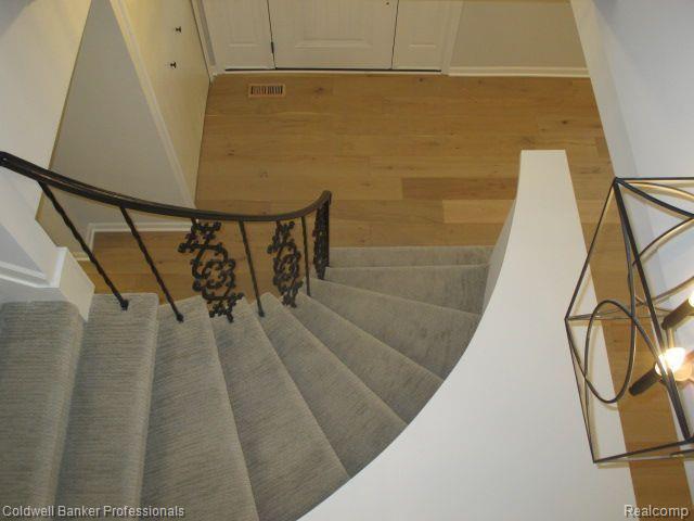 5283 Shrewsbury Drive, Troy, MI 48085 — Photo 32