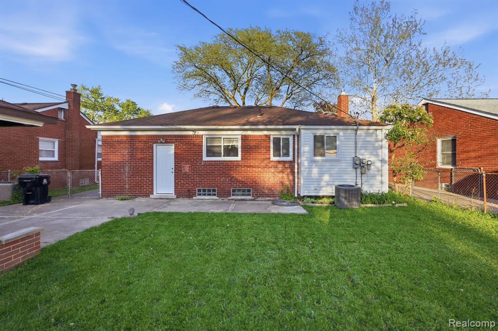 28231 Fountain Street, Roseville, MI 48066 — Photo 26