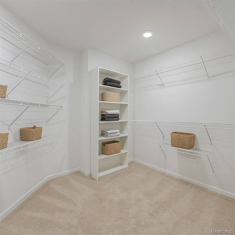 47639 Alpine Drive, Novi, MI — Photo 29