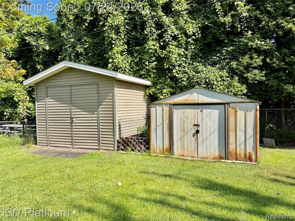 1111 Minnie Street, Port Huron, MI 48060 — Photo 24